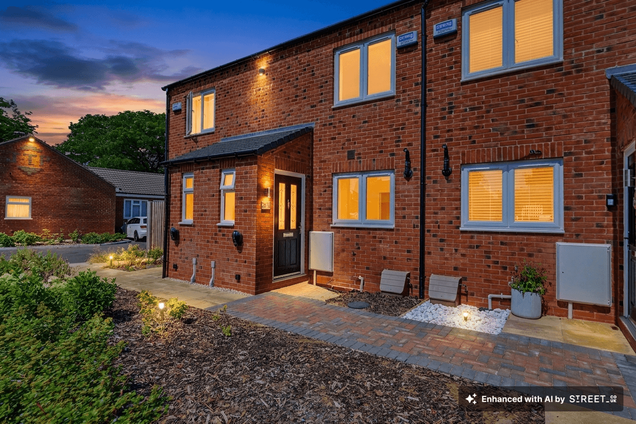 2 Croft mews, Off Croft Mead, Nuneaton, CV10 - photo 1 of 16